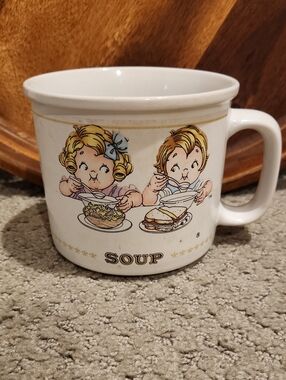Vintage 1989 Campbell's Soup kids mug manufactured by Westwood International.